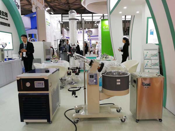 化工制药行业兴起,长城科工贸温控仪器助力发展
