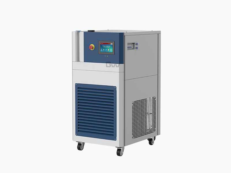 高低温一体机控温范围：-150℃至350℃的使用注意事项